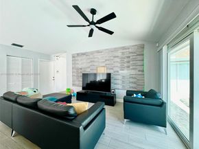 14145 SW 100th Ter, Miami FL 33186