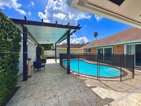 14145 SW 100th Ter, Miami FL 33186