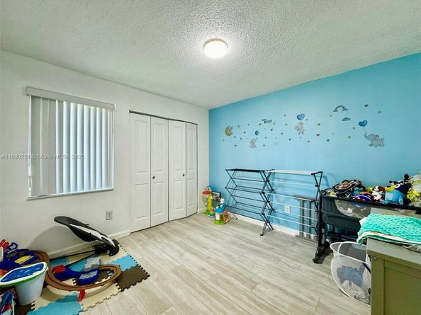 14145 SW 100th Ter, Miami FL 33186