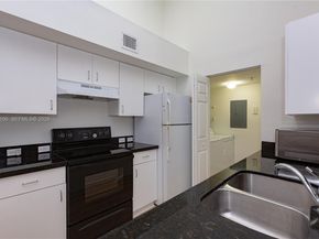 11133 SW 8th St 306, Pembroke Pines FL 33025