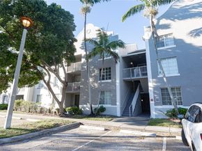 11133 SW 8th St 306, Pembroke Pines FL 33025