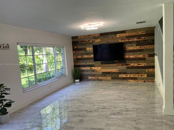 3464 NW 99th Way 3464, Coral Springs FL 33065