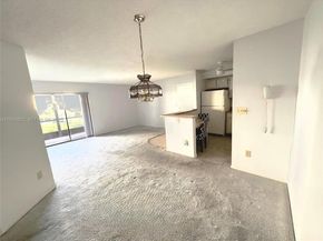 9530 N Belfort Cir 108, Tamarac FL 33321