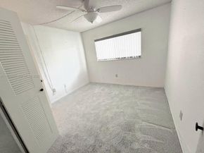 9530 N Belfort Cir 108, Tamarac FL 33321