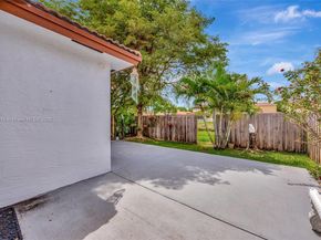 1130 NE 41st Ave, Homestead FL 33033