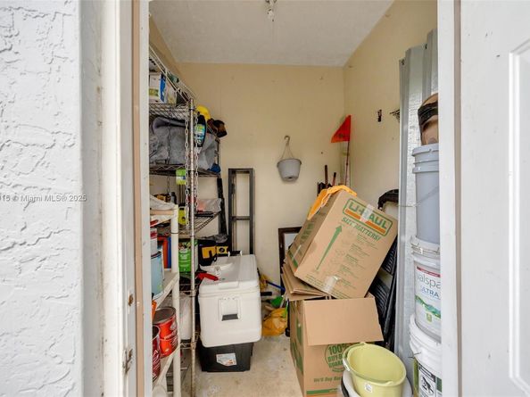 1130 NE 41st Ave, Homestead FL 33033