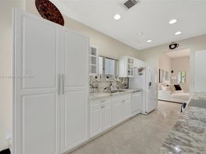 1130 NE 41st Ave, Homestead FL 33033