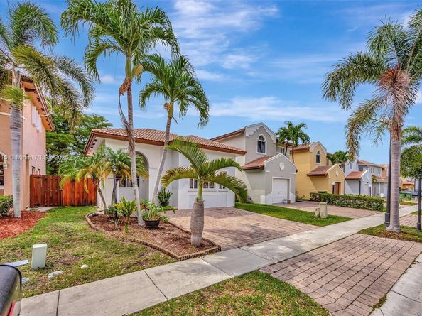 1130 NE 41st Ave, Homestead FL 33033