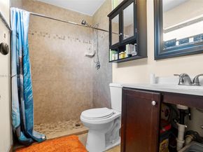 11540 NW 33rd St, Sunrise FL 33323