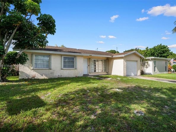 11540 NW 33rd St, Sunrise FL 33323