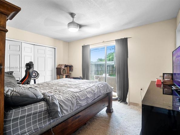 11540 NW 33rd St, Sunrise FL 33323