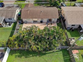 11540 NW 33rd St, Sunrise FL 33323
