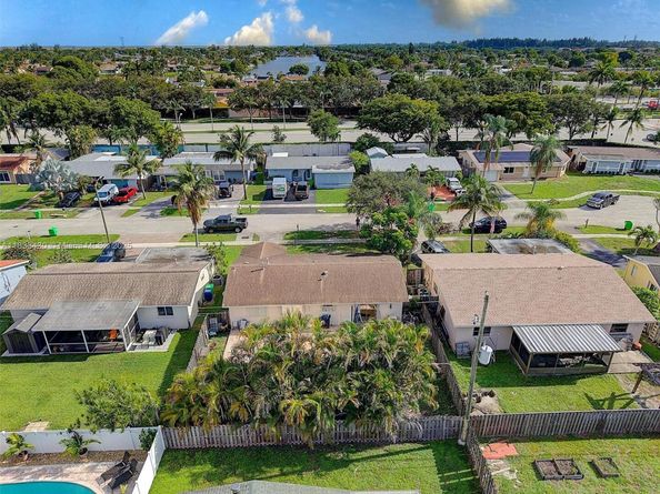 11540 NW 33rd St, Sunrise FL 33323
