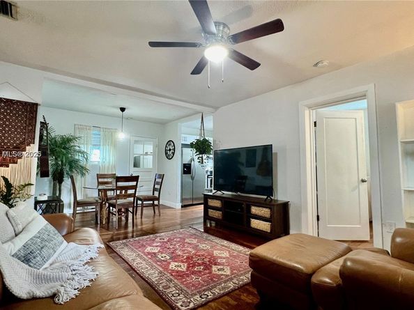 1770 NW 51st Ter, Miami FL 33142
