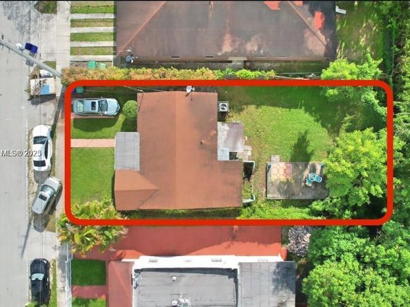 1770 NW 51st Ter, Miami FL 33142