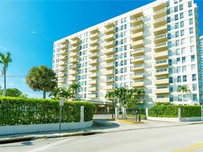 880 NE 69th St 4H, Miami FL 33138