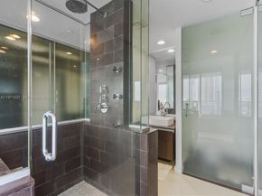 1040 Biscayne Blvd 1107, Miami FL 33132