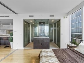 1040 Biscayne Blvd 1107, Miami FL 33132