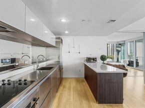 1040 Biscayne Blvd 1107, Miami FL 33132