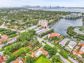 4730 Pine Tree Dr 14, Miami Beach FL 33140