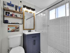 4730 Pine Tree Dr 14, Miami Beach FL 33140
