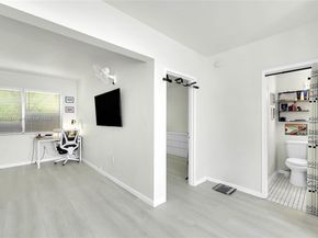 4730 Pine Tree Dr 14, Miami Beach FL 33140