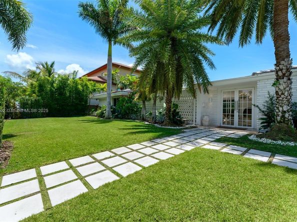 1250 NE 87th St, Miami FL 33138