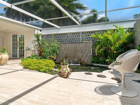 1250 NE 87th St, Miami FL 33138