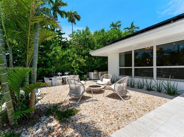 1250 NE 87th St, Miami FL 33138