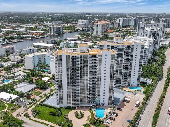 2701 N Ocean Blvd 18A, Fort Lauderdale FL 33308