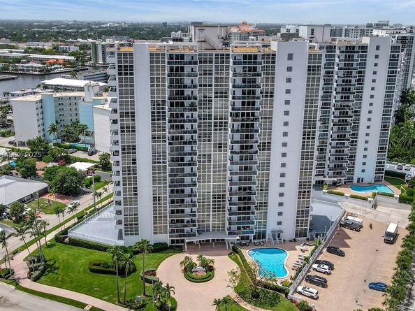 2701 N Ocean Blvd 18A, Fort Lauderdale FL 33308