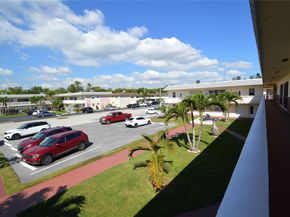 1451 N 12th Ct 8B, Hollywood FL 33019