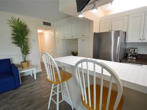 1451 N 12th Ct 8B, Hollywood FL 33019