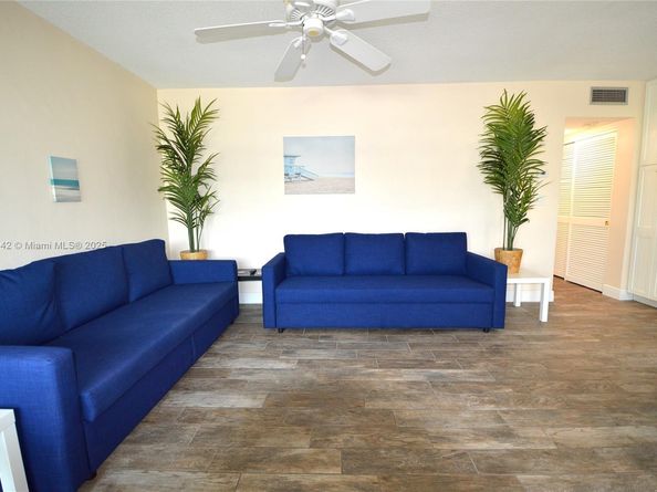 1451 N 12th Ct 8B, Hollywood FL 33019