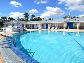 1451 N 12th Ct 8B, Hollywood FL 33019