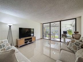 16475 Golf Club Rd 202, Weston FL 33326
