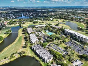 16475 Golf Club Rd 202, Weston FL 33326