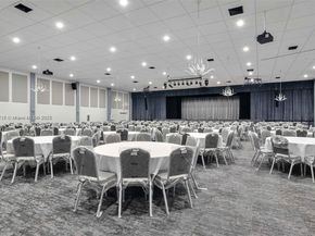16475 Golf Club Rd 202, Weston FL 33326
