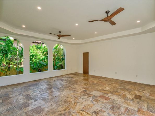 1511 Alegriano Ave, Coral Gables FL 33146