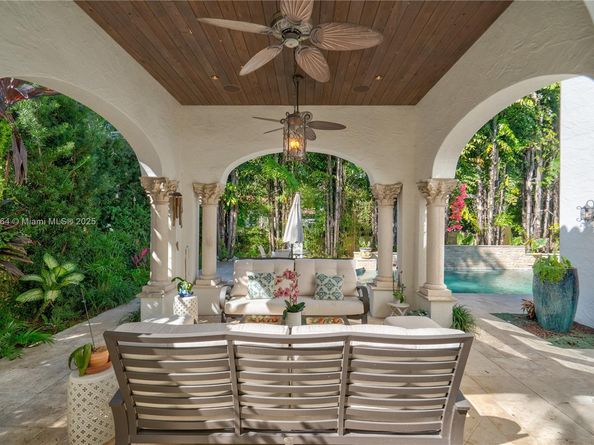 1511 Alegriano Ave, Coral Gables FL 33146