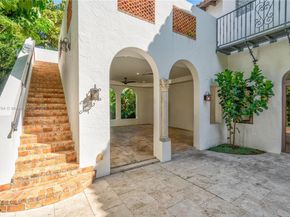 1511 Alegriano Ave, Coral Gables FL 33146