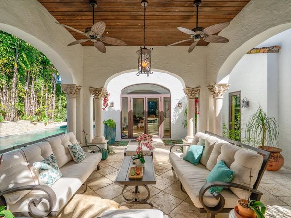 1511 Alegriano Ave, Coral Gables FL 33146