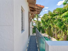 1511 Alegriano Ave, Coral Gables FL 33146