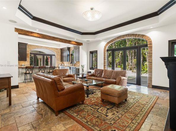 1511 Alegriano Ave, Coral Gables FL 33146