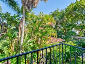1511 Alegriano Ave, Coral Gables FL 33146
