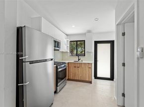 3040 NW 93rd St, Miami FL 33147