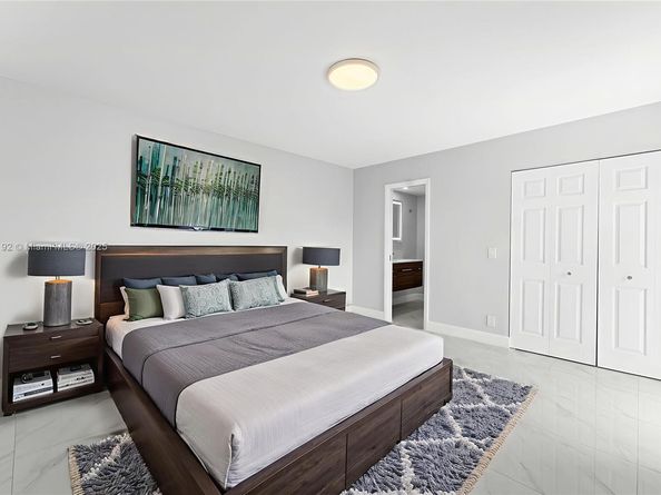 2557 Lakeview Ct 2557, Cooper City FL 33026