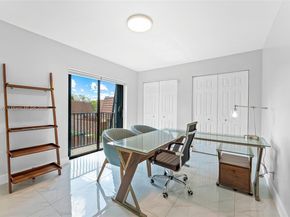 2557 Lakeview Ct 2557, Cooper City FL 33026