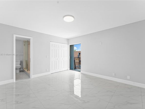 2557 Lakeview Ct 2557, Cooper City FL 33026
