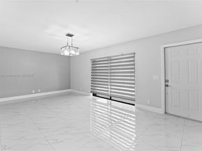 2557 Lakeview Ct 2557, Cooper City FL 33026